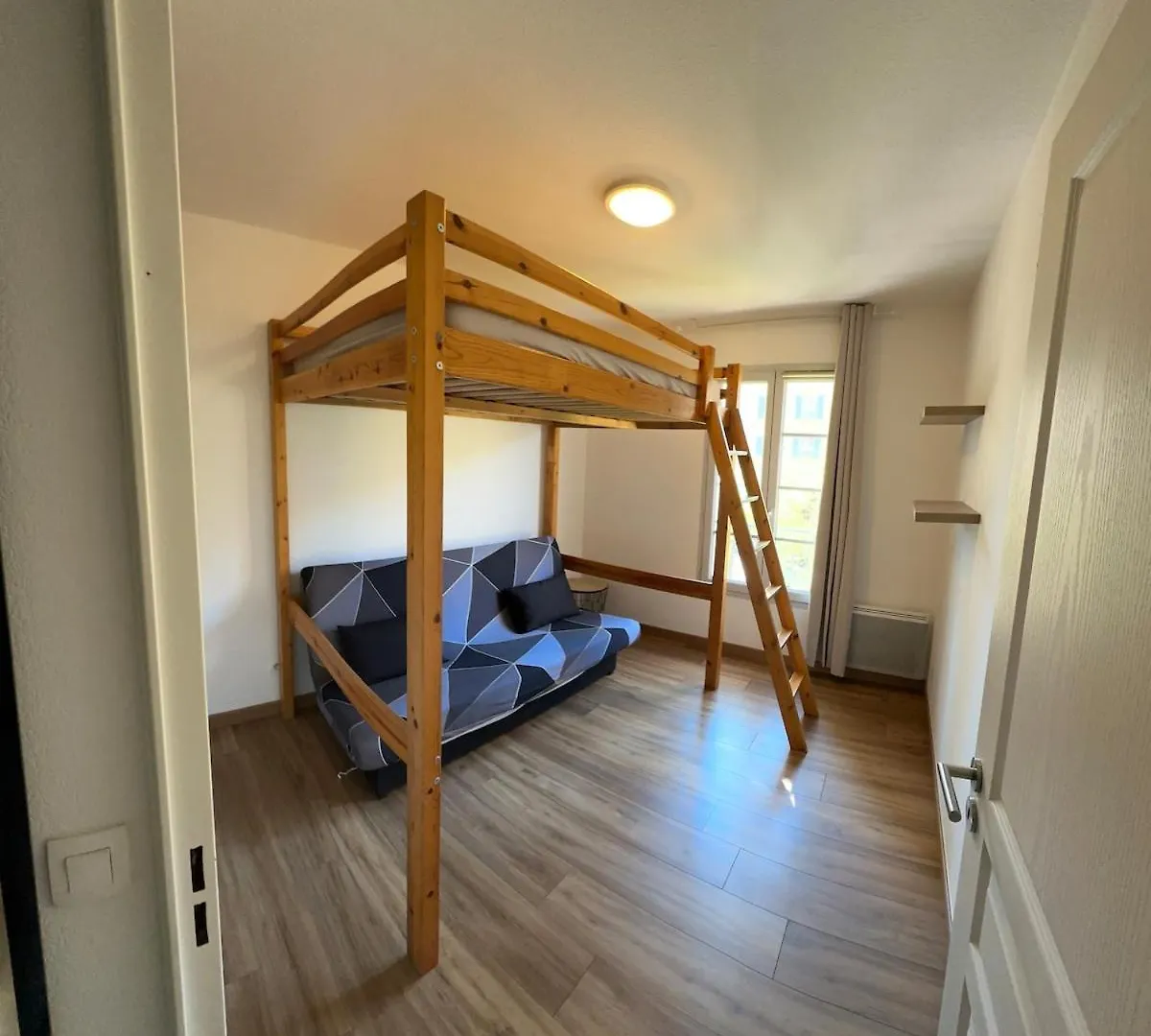Appartement Calme Et Spacieux A Aix En Provence Aix-en-Provence 0*,  Frankrike